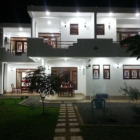 Villa River View 阿鲁特伽马 外观 照片