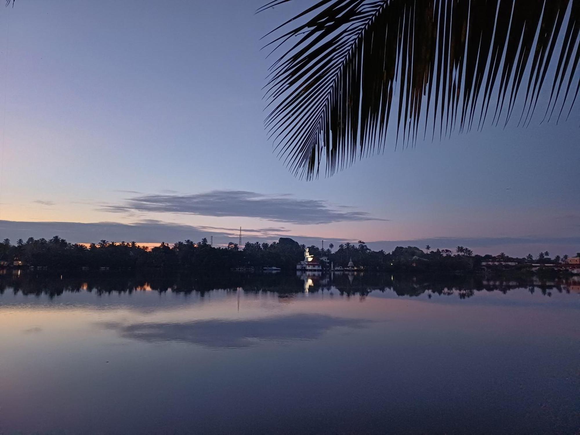 Villa River View 阿鲁特伽马 外观 照片