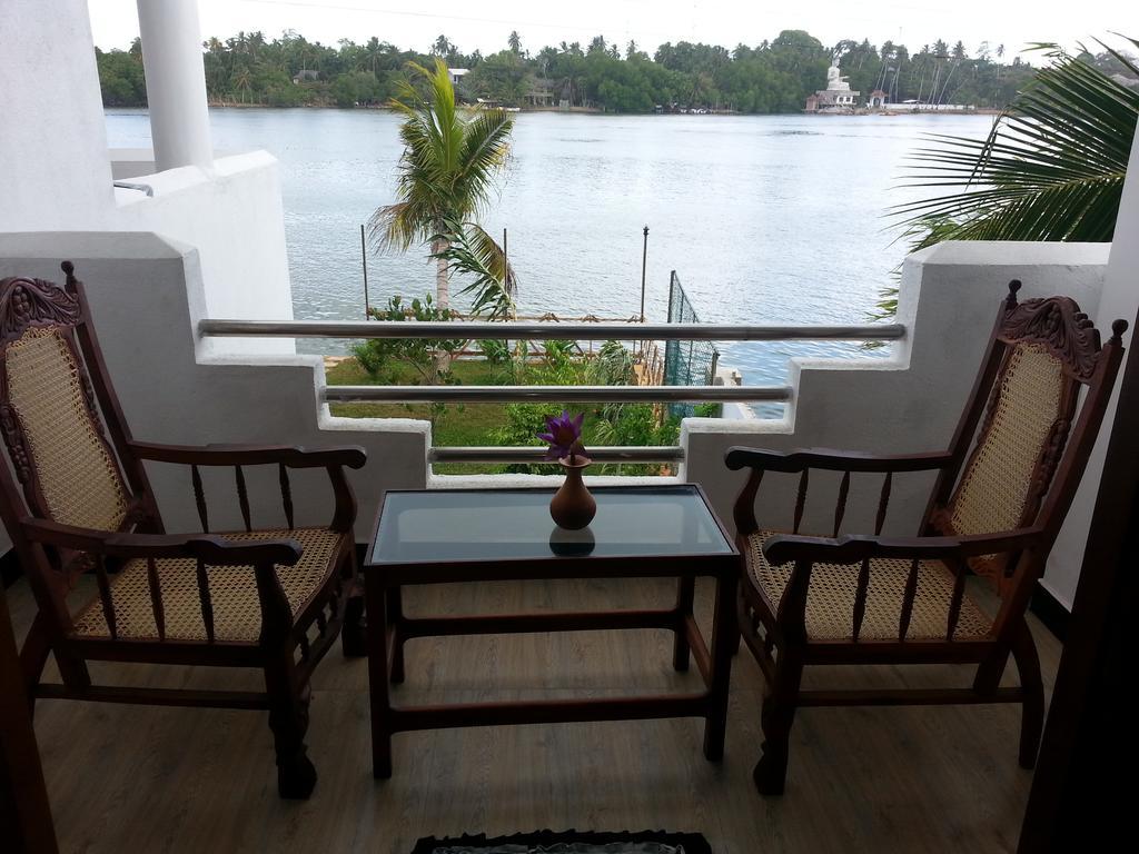 Villa River View 阿鲁特伽马 外观 照片