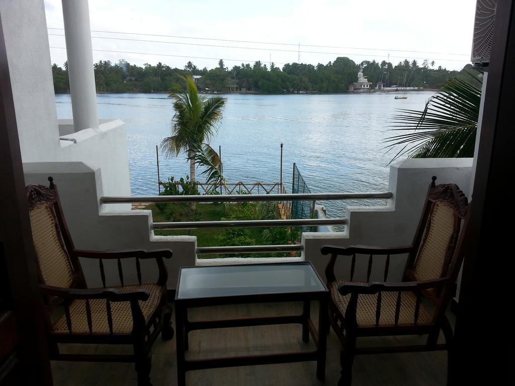 Villa River View 阿鲁特伽马 外观 照片