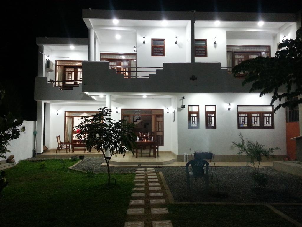 Villa River View 阿鲁特伽马 外观 照片
